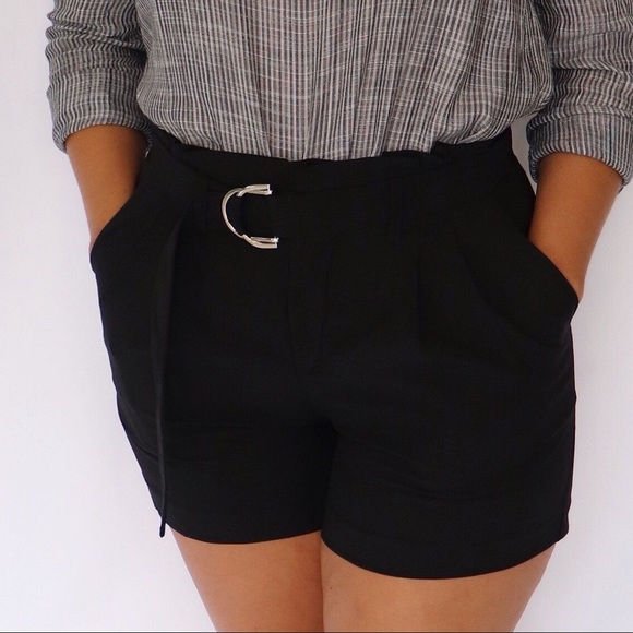 High Rise Belted Shorts - Picture 5 of 8